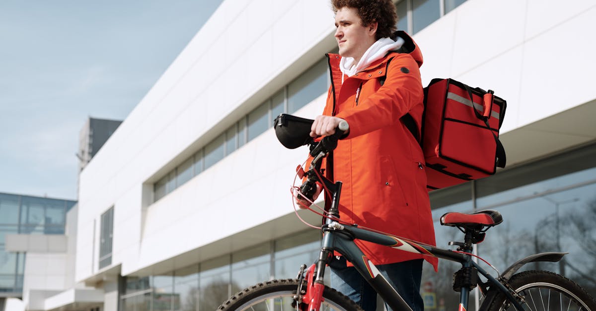 découvrez les solutions de mobilité durable qui façonnent l'avenir des transports. apprenez comment réduire votre empreinte carbone, adopter des modes de transports écologiques et participer à un avenir plus vert grâce à des initiatives innovantes en matière de durabilité.