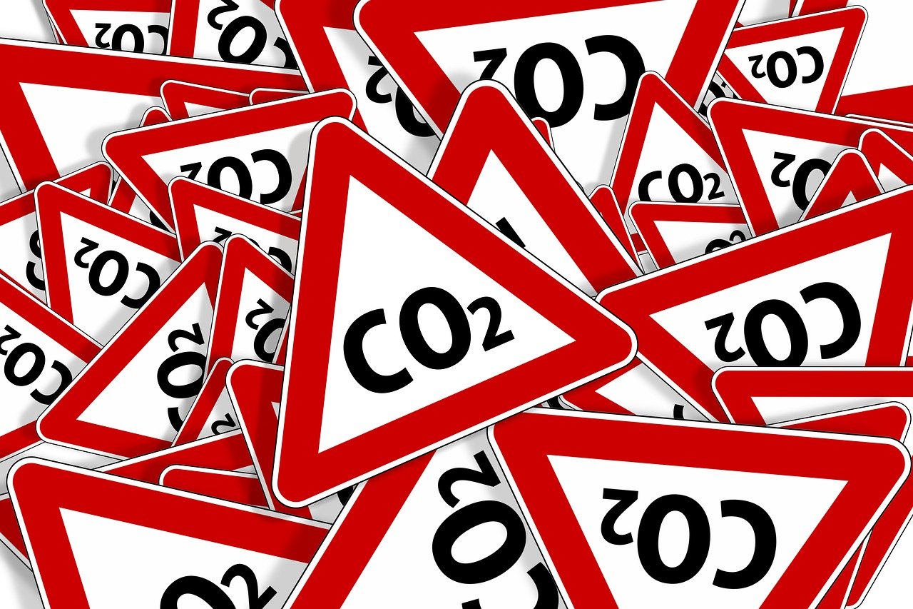 Comprendre les Émissions de CO2 des Véhicules : Données Clés et Visualisations Infographiques du Parlement Européen