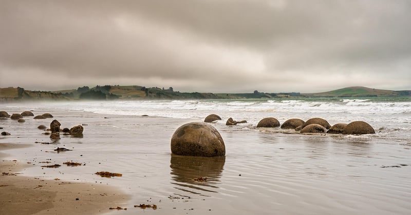 Comment protéger le littoral de l'érosion côtière : 7 solutions efficaces