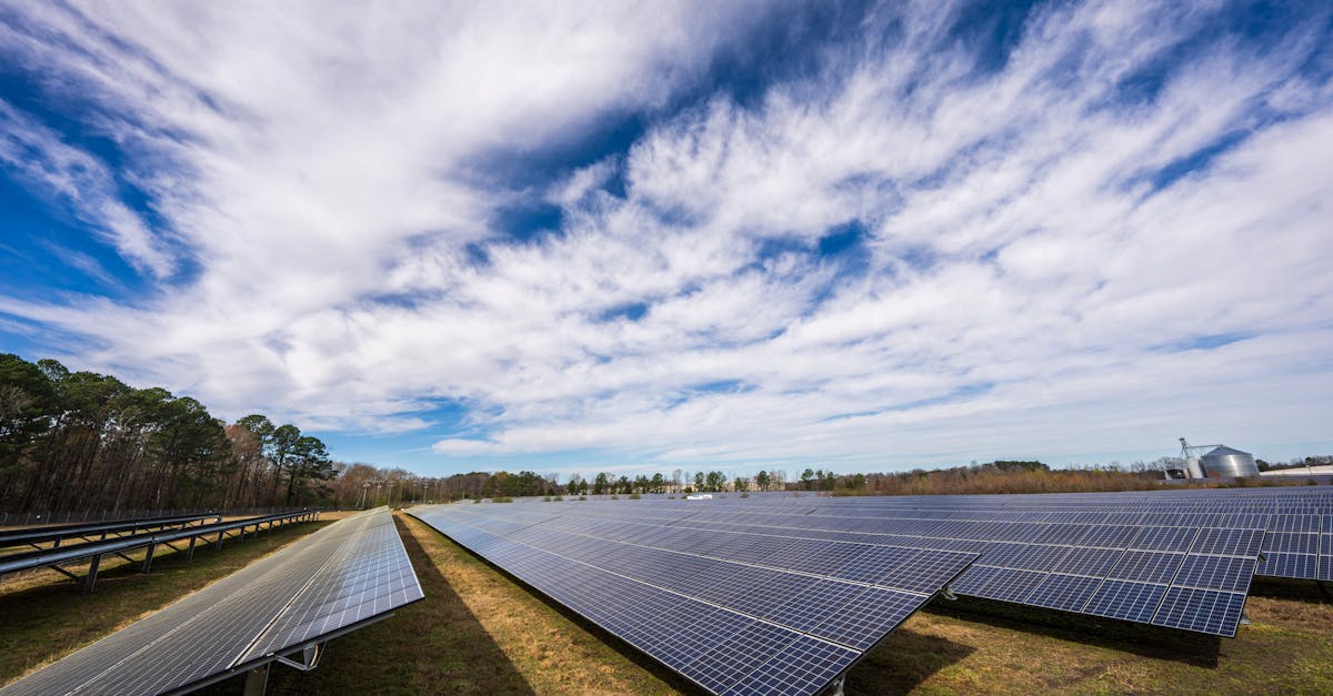 découvrez l'empreinte carbone, un indicateur clé de l'impact environnemental des activités humaines. apprenez comment mesurer, réduire et compenser vos émissions de co2 pour un avenir plus durable.