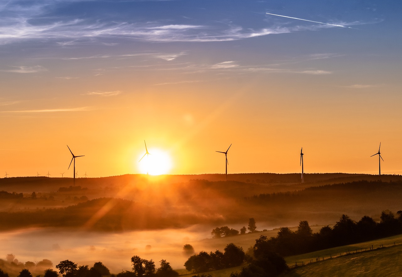 découvrez les solutions de stockage d'énergie innovantes qui optimisent l'utilisation des ressources renouvelables et garantissent une alimentation électrique fiable, tout en contribuant à la transition énergétique.