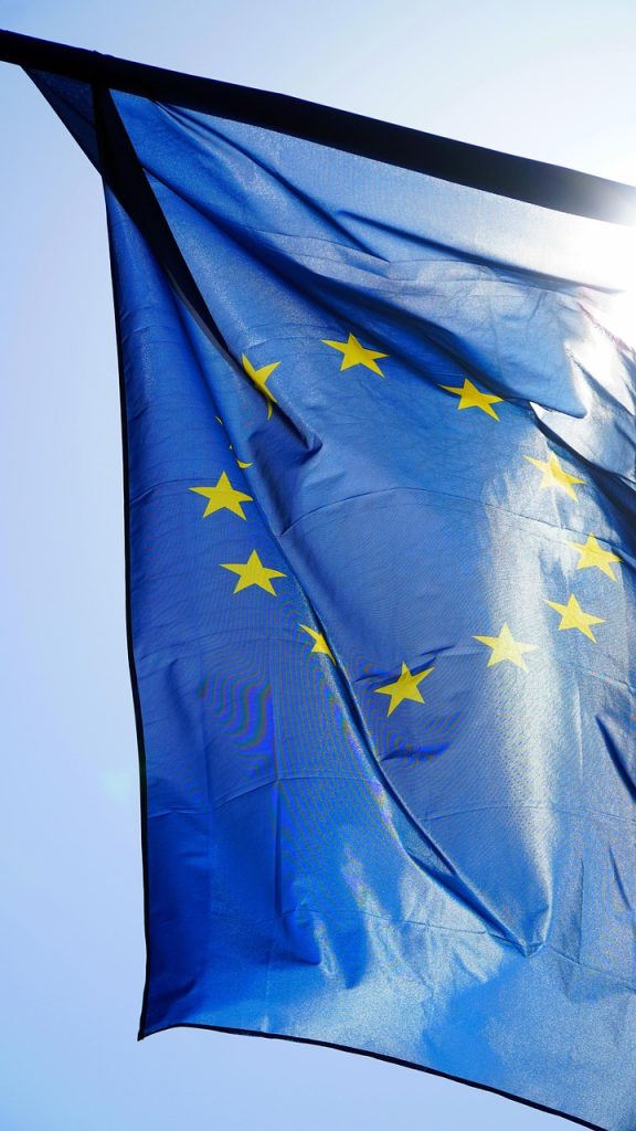 découvrez tout ce qu'il faut savoir sur les tarifs douaniers de l'ue, leur impact sur le commerce international, et comment ils influencent les prix des produits importés et exportés en europe.