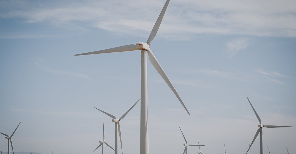 découvrez l'empreinte énergétique, un concept essentiel pour comprendre l'impact de nos choix sur l'environnement. apprenez comment mesurer et réduire votre consommation d'énergie pour un avenir durable.