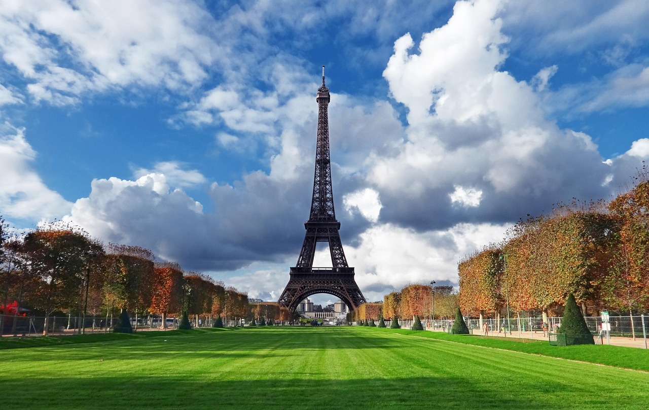 découvrez l'effervescence des jeux olympiques de paris 2024, un événement unique qui promet des moments inoubliables, une célébration du sport et de la culture française, ainsi que des compétitions de haut niveau dans la magnifique capitale.