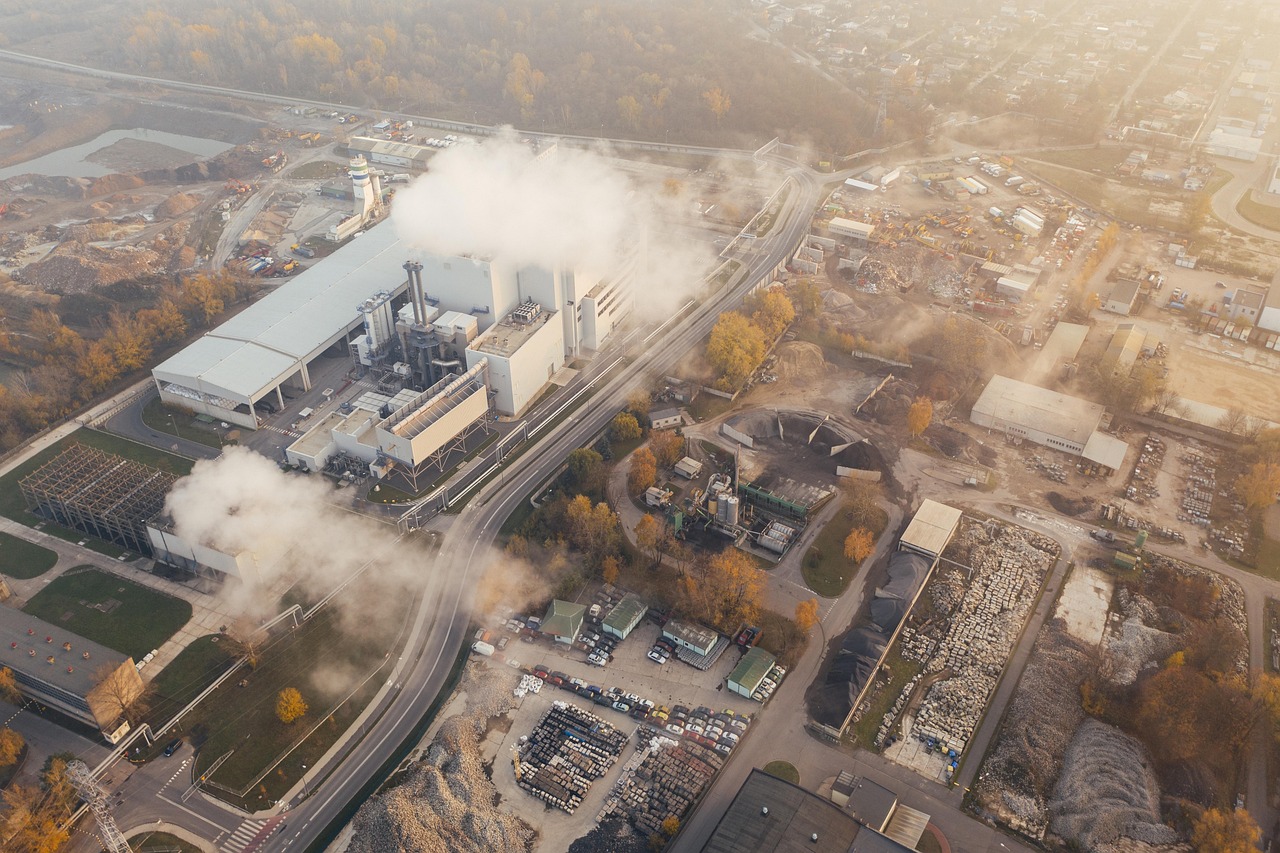 découvrez ce qu'est l'empreinte carbone, son importance dans la lutte contre le changement climatique et des conseils pratiques pour réduire votre impact environnemental au quotidien.