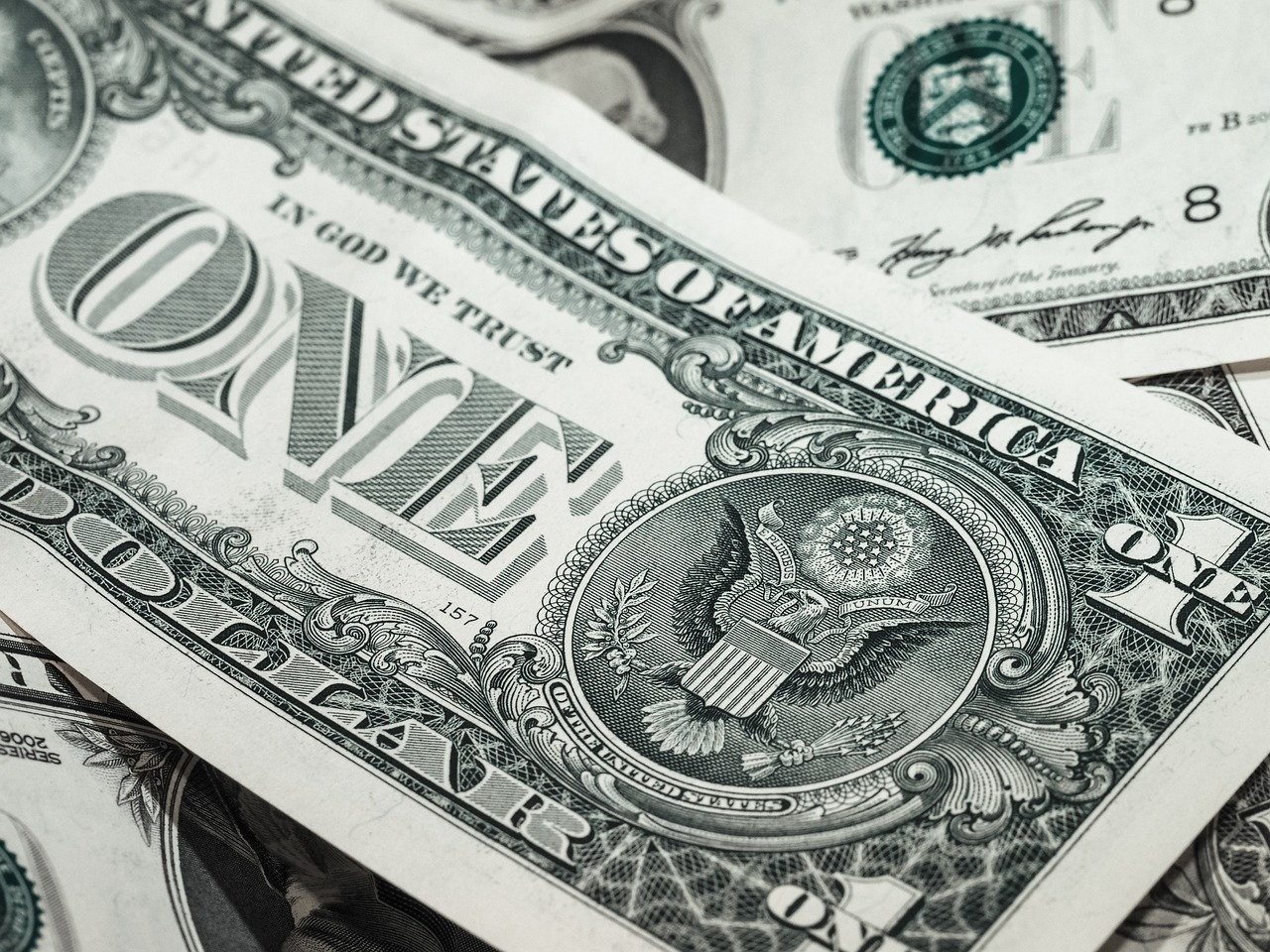 découvrez la finance verte : principes, avantages et enjeux pour investir de manière responsable et soutenir le développement durable tout en préservant l’environnement.