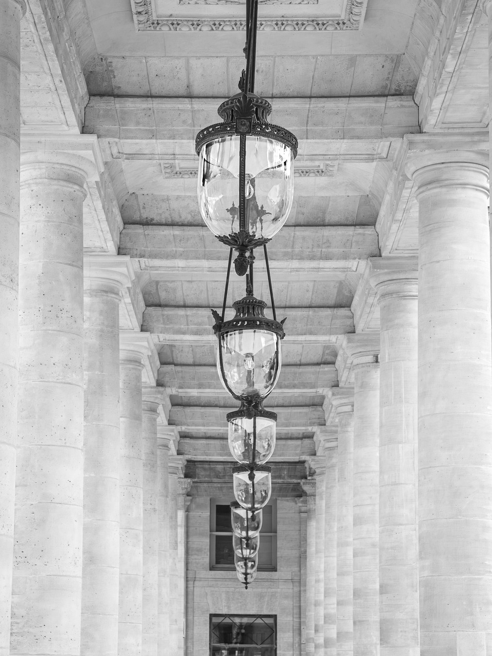 analyse de l'empreinte carbone de la famille royale et son impact environnemental.