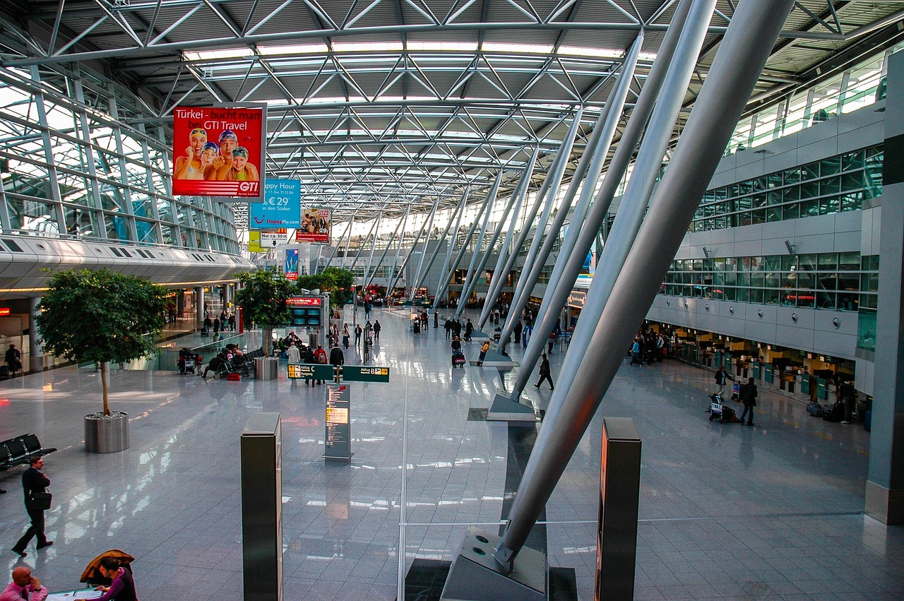 d&eacute;couvrez tout ce qu'il faut savoir sur l'a&eacute;roport : informations pratiques, services disponibles, transport, et conseils pour un voyage serein.